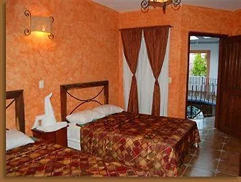 Hotel Alux Playa Del Carmen 2*,
